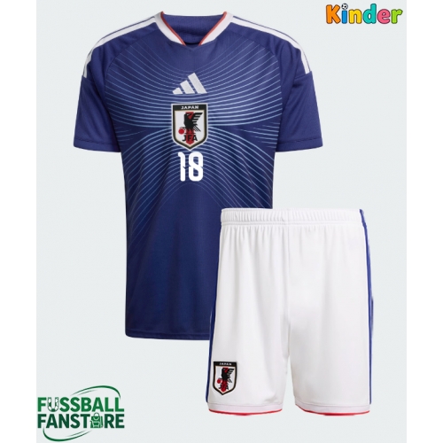 Japan Ayase Ueda #18 Replik Heimtrikot Kinder WM 2026 Kurzarm (+ Kurze Hosen)